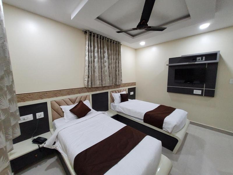 Kings Palace Chennai Bagian luar foto
